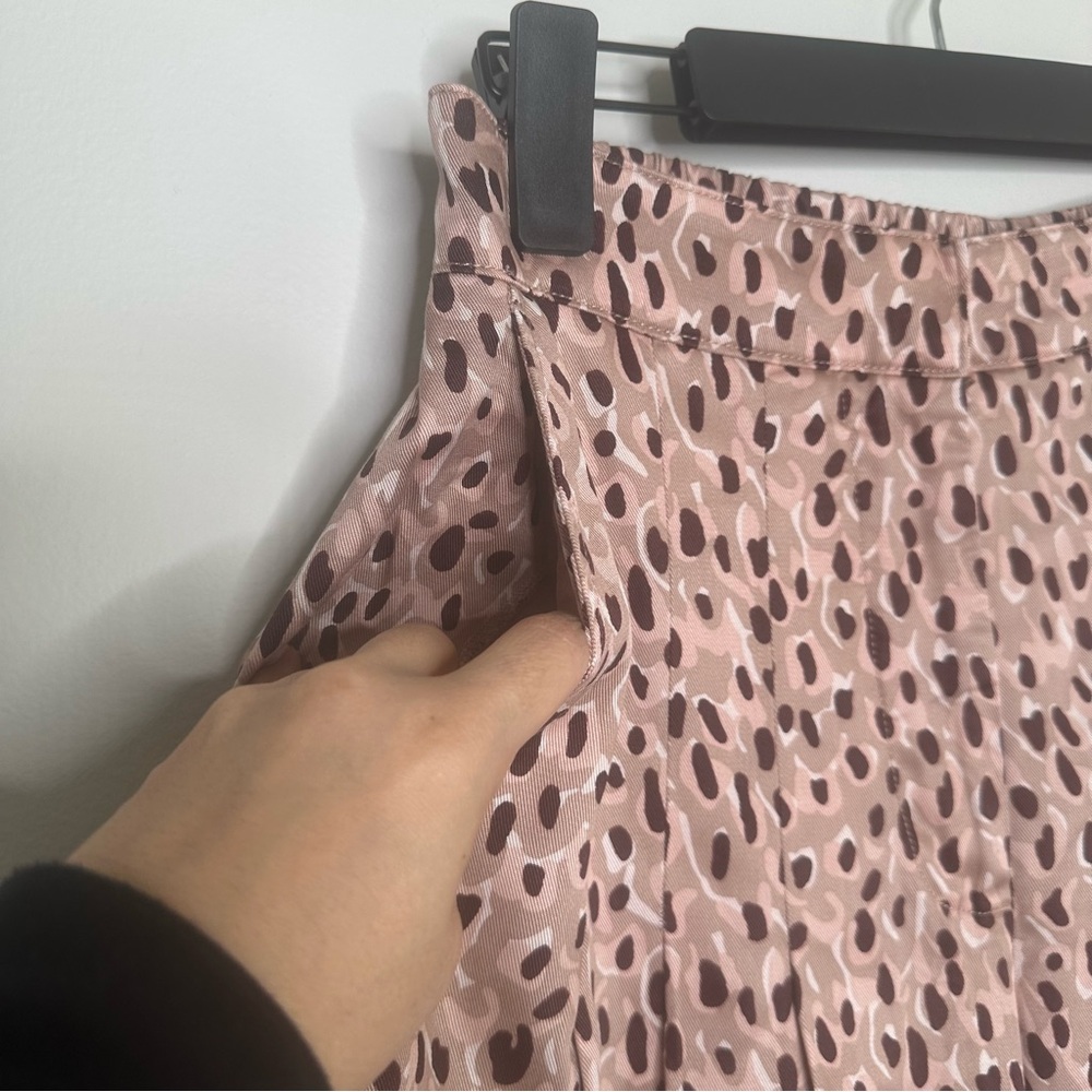 Anthropologie Isobel Wide Leg Pleated Leopard Print Pants - Picture 3 of 9